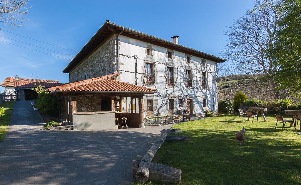 זסטואה Casa Rural Restaurante Aranburu מראה חיצוני תמונה