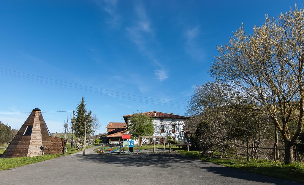 זסטואה Casa Rural Restaurante Aranburu מראה חיצוני תמונה
